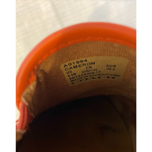 Coach Cameron Women’s White Print Slip On Slides Size 6.5 EUC - Picture 9 of 9